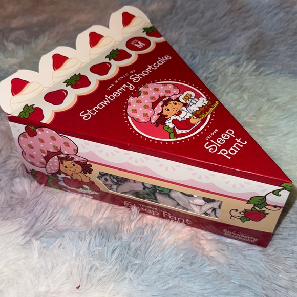 Strawberry Shortcake Print Lounge Pants x Forever 21
Gently used + original box - Picture 2 of 9